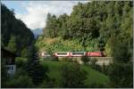 Glacier Express 902 von Zermatt nach Davos kurz vor Betten Talstation.