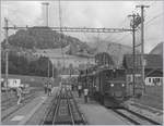 1968-2018 - 50 Jahre Blonay-Chamby Bahn Museumsbahnbetrieb: Trotz der mangelnder Qualität möchte ich dies Bil zeigen, denn es kommt nicht alle Tage vor, das ein RhB Krokodil sich auf der MOB