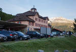 Der Bahnhof Pontresina von der Straenseite am 13.09.2017.