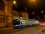 Die VBZ-Tram - Be 5/6 3037, eine   Bombardier Cobra, als Linie 17 nach Werdhlzli fhrt am 30.12.2015 am Zrich HB vorbei.