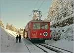 Der RB Triebwagen Bhe 2/4 Nr. 1 erreicht in Krze die Haltestelle Staffelhhe. Der Treibwagen wurde von SLM/BBC gebaut und am 30. Sept. 1937 in Betrieb genommen. Bergwrts erreicht er 18 km/h, talwrts 12 km/h.
 24. Februar 2018 