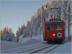 Der RB Bhe 2/4 N° 2 auf Talfahrt zwischen Rigi Staffel und Staffelhöhe.

24. Februar 2018