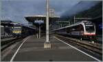 In Interlaken warten der Zentralbahn 150 102-8 nach Luzern und der BOB ABeh nach Lauterbrunnen auf die Abfahrt.