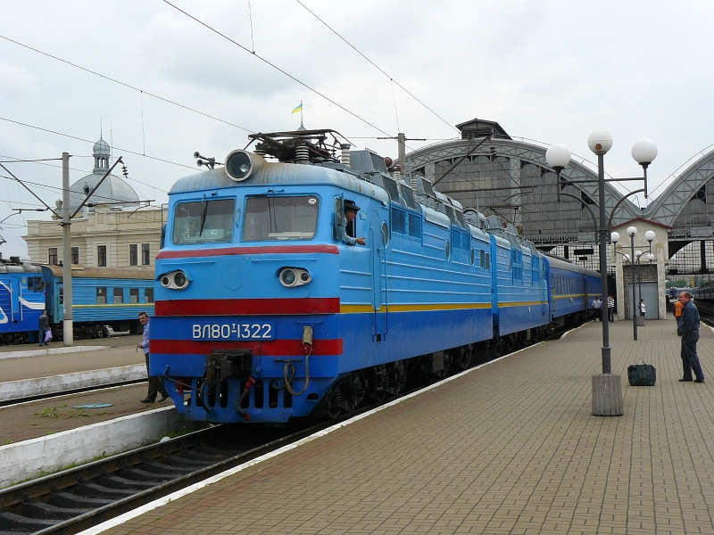 VL80-1322 Lviv 02-06-2009.
