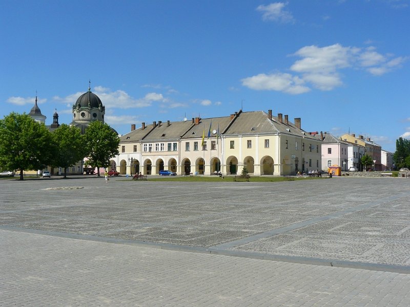 Zentrum von Zhovkva 26-05-2009.
