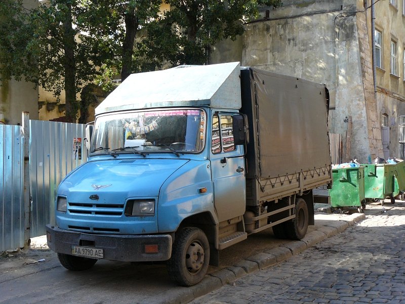 Zil 5301 in Lviv fotografiert am 17-09-2007.
